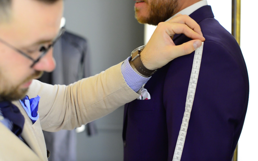 Costum la comanda – ce trebuie să știi când faci această alegere